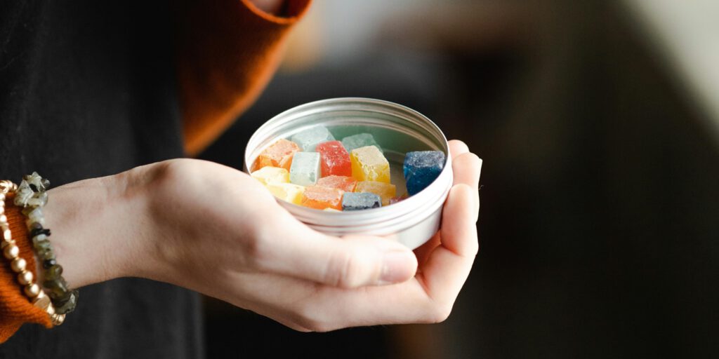 Pack and experience design for DTC